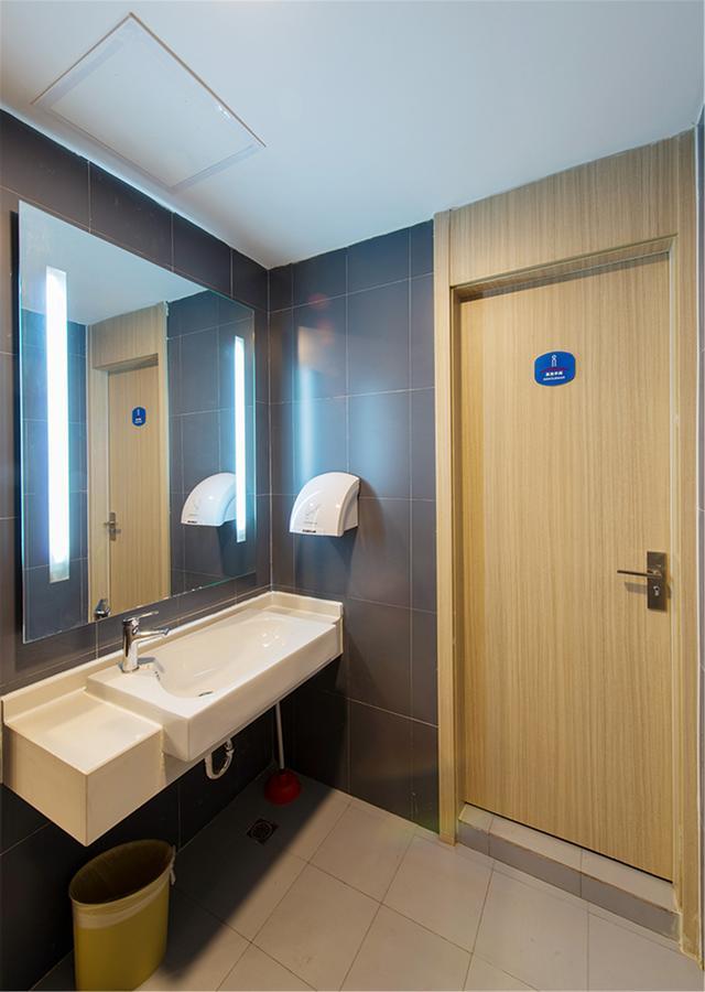 Hanting Hotel Zhuhai Gongbei Port Qinglv Nanlu Branch Екстер'єр фото
