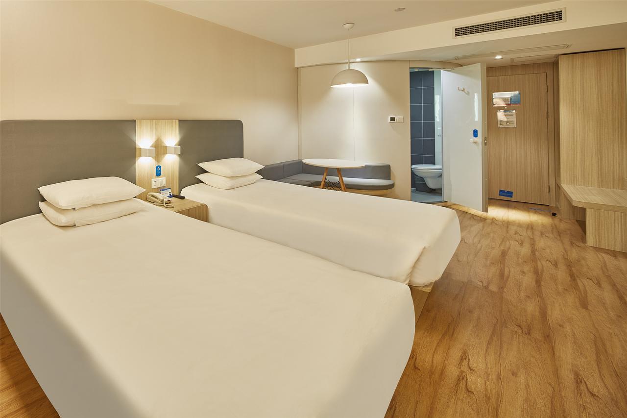 Hanting Hotel Zhuhai Gongbei Port Qinglv Nanlu Branch Екстер'єр фото